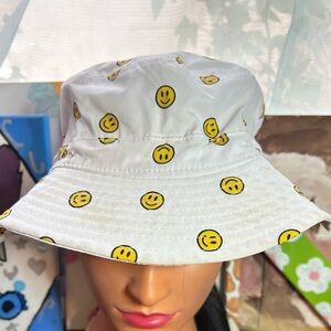 Smiley Face Bucket Hat for teens - White and Yellow